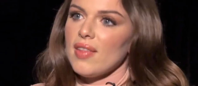 जुलिया फॉक्स